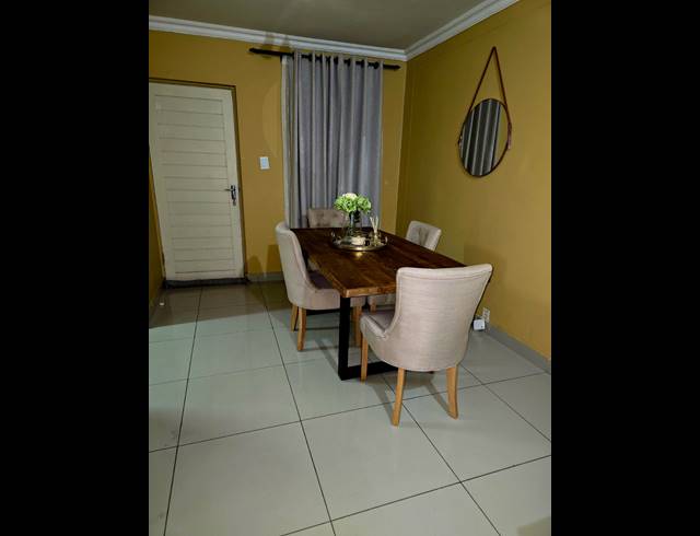 1 BEDROOM APARTMENT TO LET IN UMHLANGA RIDGE